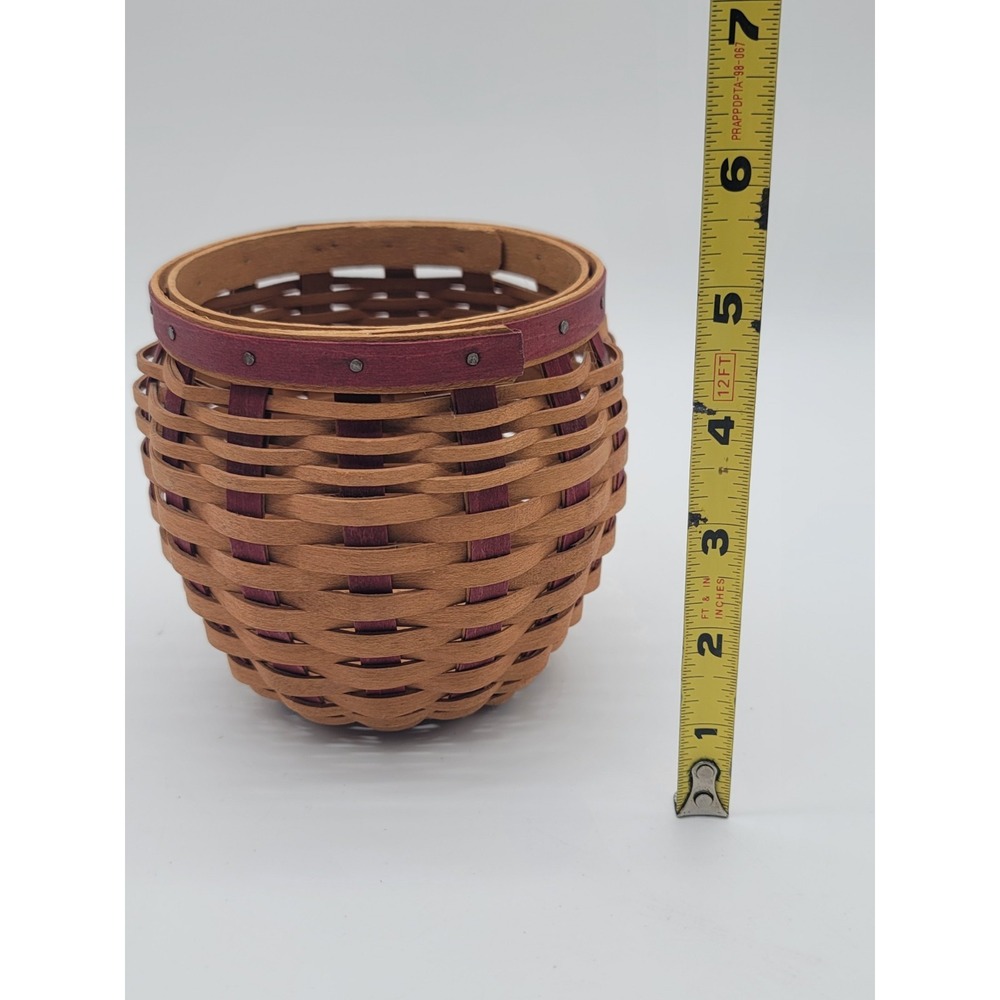 Longaberger Round Strawberry Basket Small Wood Woven Ohio USA - Picture 7 of 8